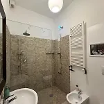 Warm Hideaway In Vibrant Tuscolano Roma